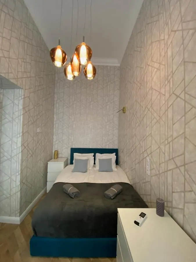 Luxury Exclusive 3 Bedroom Downtown Apartment Budapest