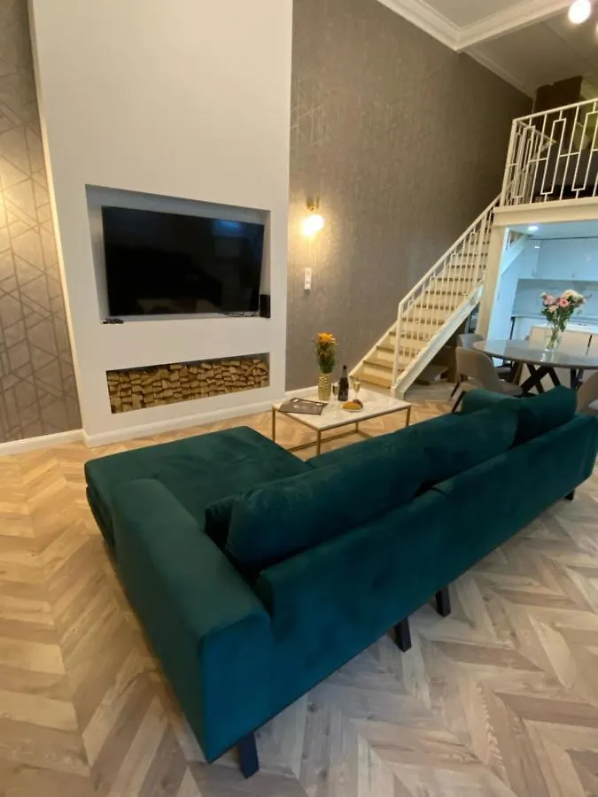 Luxury Exclusive 3 Bedroom Downtown Apartment Budapest
