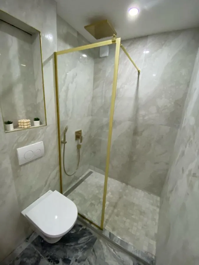 Luxury Exclusive 3 Bedroom Downtown Apartment Budapest Hungary